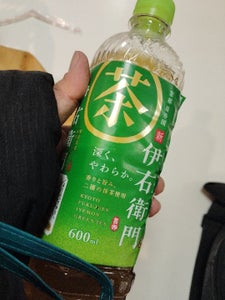 サントリー 緑茶 伊右衛門 ペット 600ml