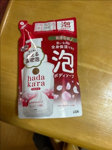 hadakara(ハダカラ) ボディソープ 泡タイプ フローラルブーケの香り 詰替440ml