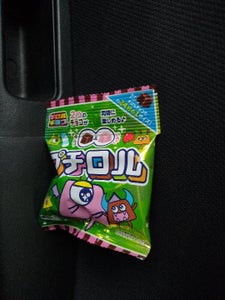 チロルチョコ プチロル 20g