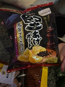 カルビー 堅あげポテト鬼旨ブラックペッパー 65g