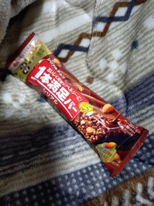 アサヒF&H 1本満足バーシリアルチョコ 1本