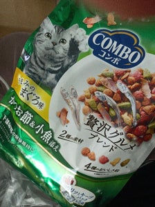 コンボC まぐろ味かつおぶし小魚添え 140g×5