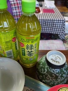 サンガリア やすらぐ抹茶入り緑茶 500ml