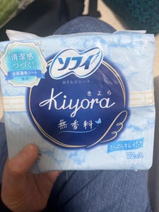 ユニチャーム ソフィ Kiyora 無香料 72枚