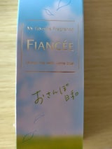 フィアンセ ボディミスト おさんぽ日和