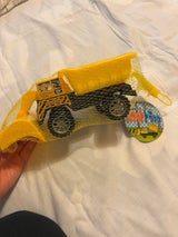 ポニー はたらくバケットトラック 砂遊び