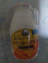 蒜山 ジャージー飲むヨーグルトマンゴー 150ml