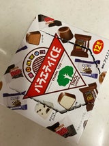 セリア・ロイル チロルチョコバラエティアイス12個