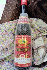 日和 関公 紹興花彫酒 赤ラベル 瓶 640ml