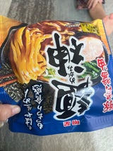 明星 麺神 豚骨醤油 112g