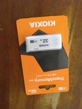 KUC-3A032GW キオクシア USBメモリ