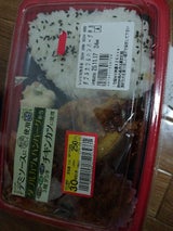 シノブフーズ ダブルカツ&ハンバーグ弁当