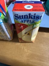 サンキスト 100%アップル プリズマ 200ml