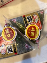 どんどんライス 手巻きおにぎり 鮭 1個