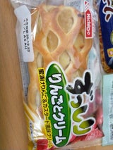 日糧 ずっしり りんごとクリーム 1コ