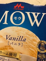 森永乳業 MOWバニラ 140ml